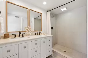 2339 Thackeray Dr, Oakland, CA 94611 - Photo 47
