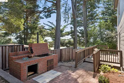 2339 Thackeray Dr, Oakland, CA 94611 - Photo 51