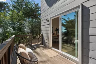 2339 Thackeray Dr, Oakland, CA 94611 - Photo 59