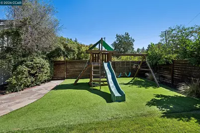 40 Meek Pl, Lafayette, CA 94549 - Photo 31