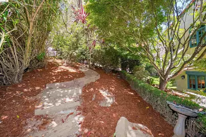 6833 Sherwick Dr, Berkeley, CA 94705 - Photo 79
