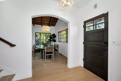 6833 Sherwick Dr, Berkeley, CA 94705 - Photo 17