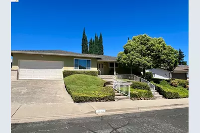 3918 Pebble Dr, Antioch, CA 94509 - Photo 3