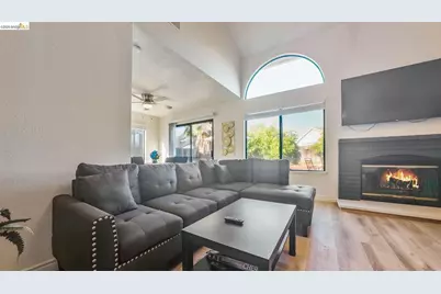 719 Azores Cir, Bay Point, CA 94565 - Photo 31