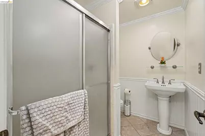 332 Chardonnay Cir, Clayton, CA 94517 - Photo 17
