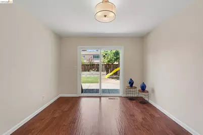 332 Chardonnay Cir, Clayton, CA 94517 - Photo 13