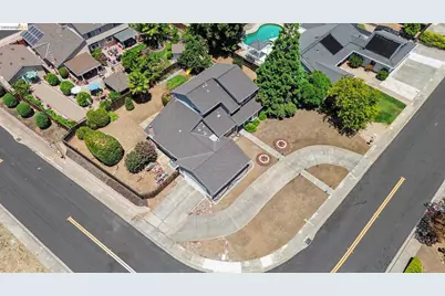 332 Chardonnay Cir, Clayton, CA 94517 - Photo 37