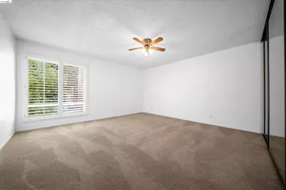 420 Civic Dr #207, Walnut Creek, CA 94596 - Photo 25
