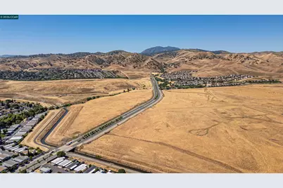 3301 Buchanan Rd #85, Antioch, CA 94509 - Photo 15