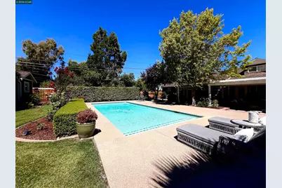 2908 Leta Ln, Sacramento, CA 95821 - Photo 37