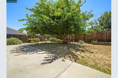 5120 Brookside Ct, Concord, CA 94521 - Photo 23