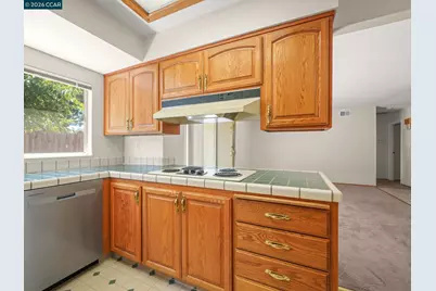 5120 Brookside Ct, Concord, CA 94521 - Photo 11
