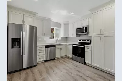 9341 Castlemont Cir, Orangevale, CA 95662 - Photo 15