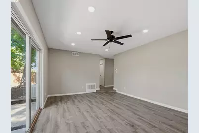 9341 Castlemont Cir, Orangevale, CA 95662 - Photo 23