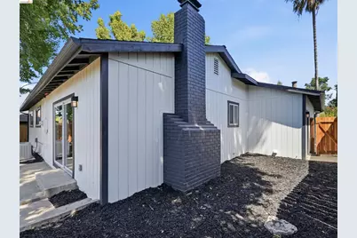 9341 Castlemont Cir, Orangevale, CA 95662 - Photo 47