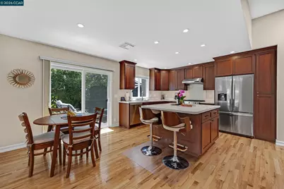 8 Bath Ct, San Ramon, CA 94583 - Photo 7