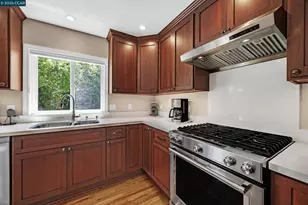 8 Bath Ct, San Ramon, CA 94583 - Photo 11