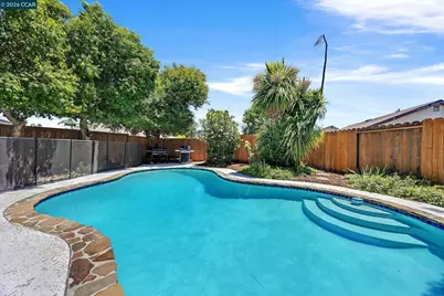 8 Bath Ct, San Ramon, CA 94583 - Photo 33