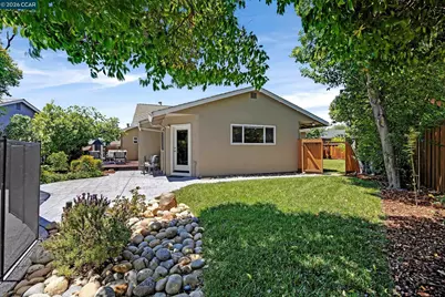 8 Bath Ct, San Ramon, CA 94583 - Photo 37