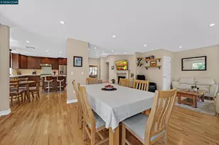 8 Bath Ct, San Ramon, CA 94583 - Photo 17