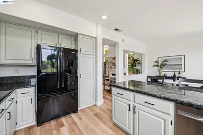 119 Diapian Bay, Alameda, CA 94502 - Photo 37