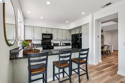 119 Diapian Bay, Alameda, CA 94502 - Photo 33