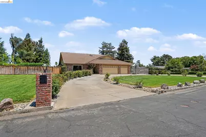 4670 Lariat Ln, Oakley, CA 94561 - Photo 3