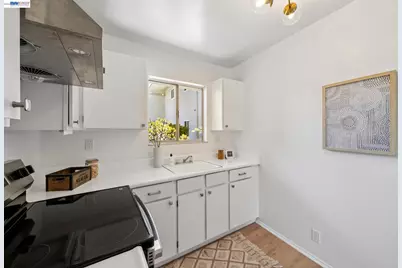 2029 Otis Dr #D, Alameda, CA 94501 - Photo 9