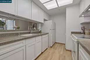 2597 Oak Rd, Walnut Creek, CA 94597 - Photo 11