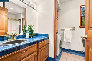 890 Holly Hill Dr, Walnut Creek, CA 94596 - Photo 11