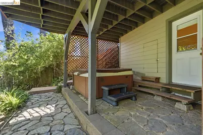 6480 Ascot Dr, Oakland, CA 94611 - Photo 57