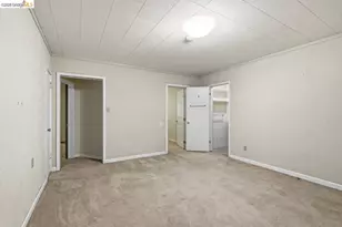 6480 Ascot Dr, Oakland, CA 94611 - Photo 25