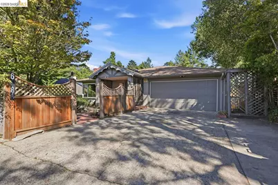 6480 Ascot Dr, Oakland, CA 94611 - Photo 1