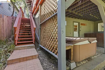 6480 Ascot Dr, Oakland, CA 94611 - Photo 59