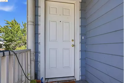 1072 56th St, Oakland, CA 94608 - Photo 7