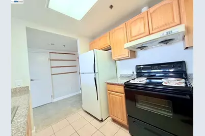 989 Webster St #651, Oakland, CA 94607 - Photo 7