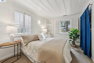 5765 Colton Blvd, Oakland, CA 94611 - Photo 65