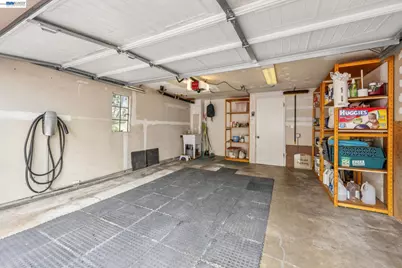 5765 Colton Blvd, Oakland, CA 94611 - Photo 95