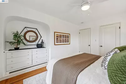 5765 Colton Blvd, Oakland, CA 94611 - Photo 35