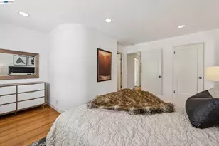 5765 Colton Blvd, Oakland, CA 94611 - Photo 47