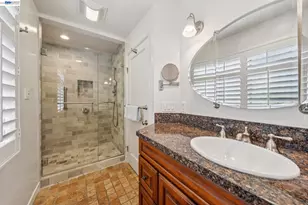5765 Colton Blvd, Oakland, CA 94611 - Photo 53