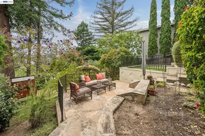 5765 Colton Blvd, Oakland, CA 94611 - Photo 83