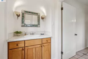 5765 Colton Blvd, Oakland, CA 94611 - Photo 55
