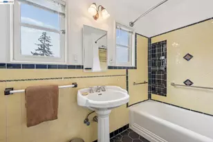 5765 Colton Blvd, Oakland, CA 94611 - Photo 41