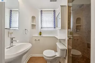 5765 Colton Blvd, Oakland, CA 94611 - Photo 67