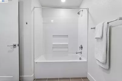 5810 Midnight Pl #D, Dublin, CA 94568 - Photo 25