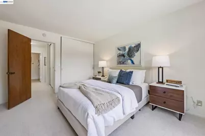 955 Shorepoint Ct #111, Alameda, CA 94501 - Photo 33