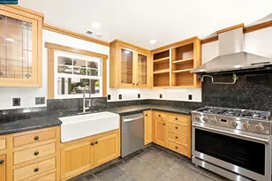 26929 Palomares Rd, Castro Valley, CA 94552 - Photo 13