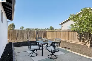 224 Wilshire Ave, Vallejo, CA 94591 - Photo 29