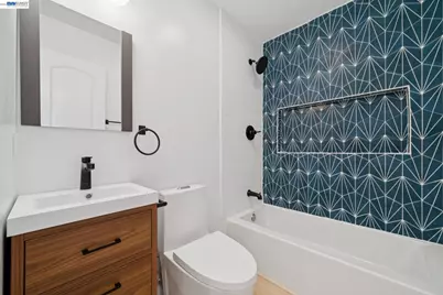 417 25th St, Richmond, CA 94804 - Photo 23